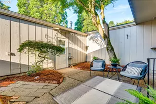 1796 Bonniebrae Dr, Lake Oswego, OR 97034 - Photo 23