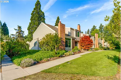 1796 Bonniebrae Dr, Lake Oswego, OR 97034 - Photo 3