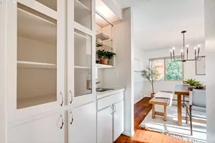 1796 Bonniebrae Dr, Lake Oswego, OR 97034 - Photo 13