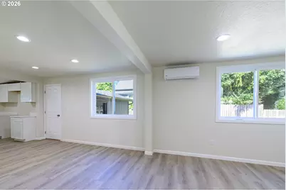 810 Johnson Ave, Cottage Grove, OR 97424 - Photo 17