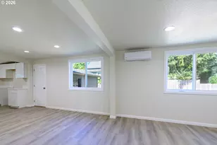 810 Johnson Ave, Cottage Grove, OR 97424 - Photo 17