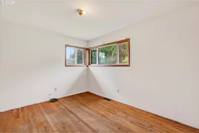 919 Cascade Dr, Longview, WA 98632 - Photo 11