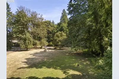 4600 Mapleton Dr, West Linn, OR 97068 - Photo 3