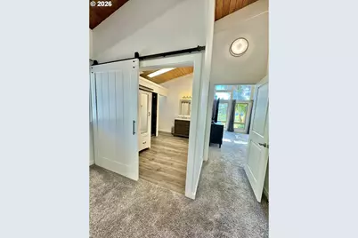 94475 Golf Course Ln, North Bend, OR 97459 - Photo 15