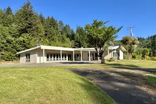 94475 Golf Course Ln, North Bend, OR 97459 - Photo 27