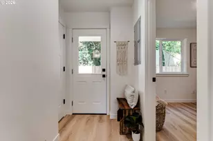 813 Horn Ln, Eugene, OR 97402 - Photo 11