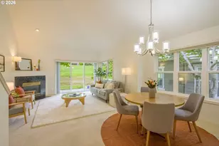 15639 NW Clubhouse Dr, Portland, OR 97229 - Photo 9