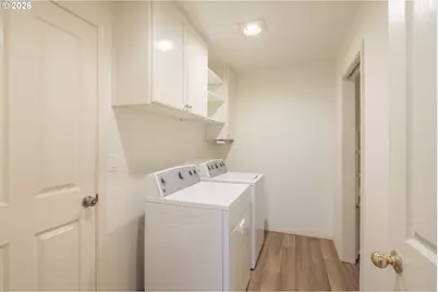 15639 NW Clubhouse Dr, Portland, OR 97229 - Photo 13