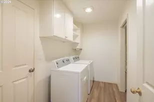 15639 NW Clubhouse Dr, Portland, OR 97229 - Photo 13