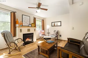 49198 McKenzie Hwy, Vida, OR 97488 - Photo 19