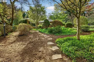 1620 SW Maplecrest Dr, Portland, OR 97219 - Photo 47
