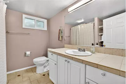 1620 SW Maplecrest Dr, Portland, OR 97219 - Photo 37
