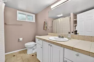 1620 SW Maplecrest Dr, Portland, OR 97219 - Photo 37