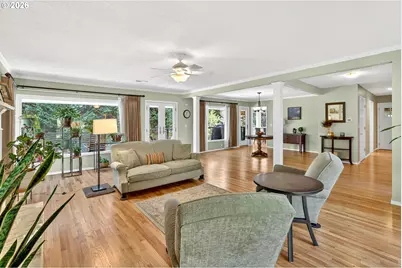 1620 SW Maplecrest Dr, Portland, OR 97219 - Photo 13