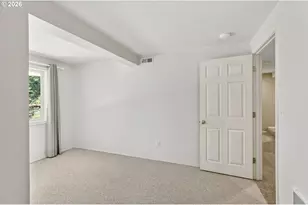 1620 SW Maplecrest Dr, Portland, OR 97219 - Photo 31