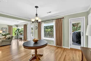 1620 SW Maplecrest Dr, Portland, OR 97219 - Photo 9
