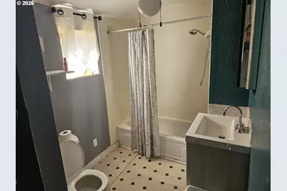 512 B St, Umatilla, OR 97882 - Photo 5