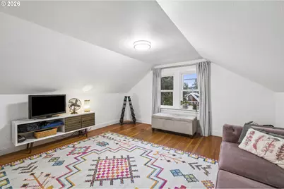 11020 N Moore Ave, Portland, OR 97217 - Photo 13