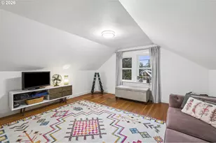 11020 N Moore Ave, Portland, OR 97217 - Photo 13