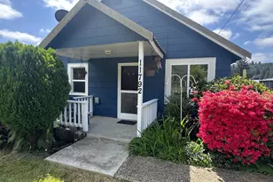 11792 Orchard Ave, Mapleton, OR 97453 - Photo 17