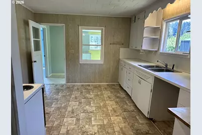 11792 Orchard Ave, Mapleton, OR 97453 - Photo 5