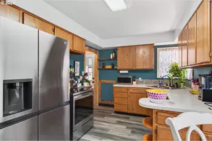 1210 8th Ave, Longview, WA 98632 - Photo 11