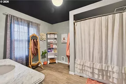 1210 8th Ave, Longview, WA 98632 - Photo 15