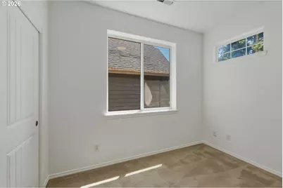 11812 SE Hannah Ln, Portland, OR 97266 - Photo 19