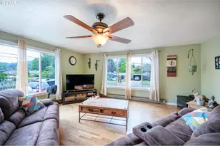 3781 Kincaid St, Eugene, OR 97405 - Photo 7