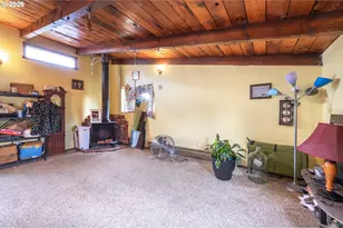 3781 Kincaid St, Eugene, OR 97405 - Photo 31