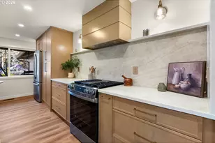 18425 SW Deer Oak Ave, Lake Oswego, OR 97035 - Photo 15