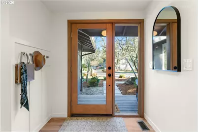18425 SW Deer Oak Ave, Lake Oswego, OR 97035 - Photo 7