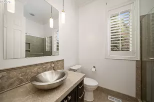 9149 NW McKenna Dr, Portland, OR 97229 - Photo 9