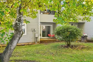 2710 SE 138th Ave, Portland, OR 97236 - Photo 19