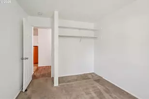 2710 SE 138th Ave, Portland, OR 97236 - Photo 15