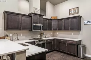 88454 Sproat Ranch Rd, Veneta, OR 97487 - Photo 11