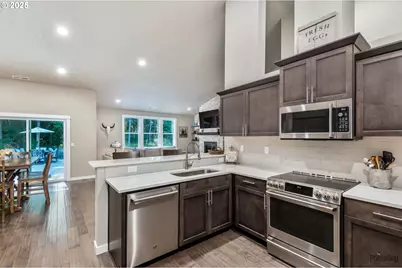 88454 Sproat Ranch Rd, Veneta, OR 97487 - Photo 13