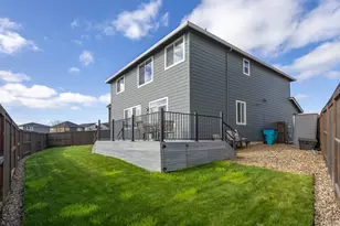 8827 N 1st Cir, Ridgefield, WA 98642 - Photo 31