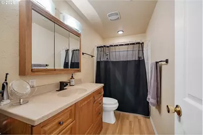 4005 Filbert St, Tillamook, OR 97141 - Photo 13