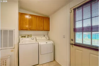 80555 N Hill Dr, Hermiston, OR 97838 - Photo 37