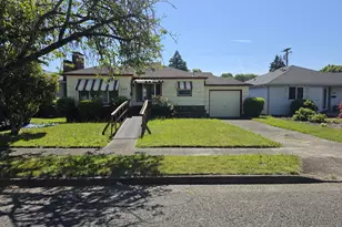520 28th Ave, Longview, WA 98632 - Photo 1