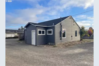 1699 Pine St, Florence, OR 97439 - Photo 7