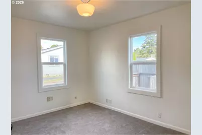 1699 Pine St, Florence, OR 97439 - Photo 21