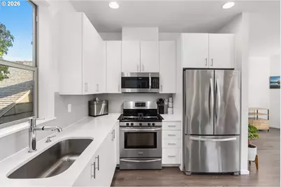 1235 N Morgan St, Portland, OR 97217 - Photo 11