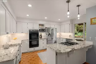 760 NW 90th Pl, Portland, OR 97229 - Photo 11