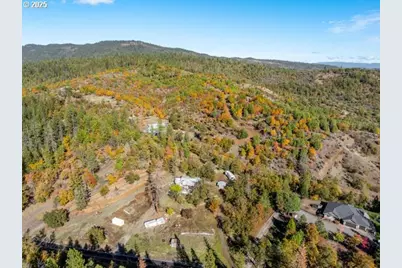 18922 Antioch Rd, White City, OR 97503 - Photo 3