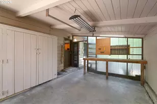 13900 Sundeleaf Dr, Lake Oswego, OR 97034 - Photo 31