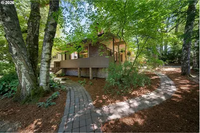 13900 Sundeleaf Dr, Lake Oswego, OR 97034 - Photo 3
