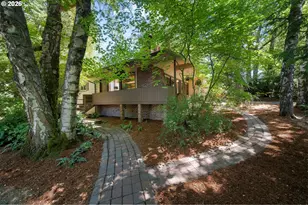 13900 Sundeleaf Dr, Lake Oswego, OR 97034 - Photo 3