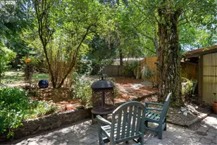 13900 Sundeleaf Dr, Lake Oswego, OR 97034 - Photo 27